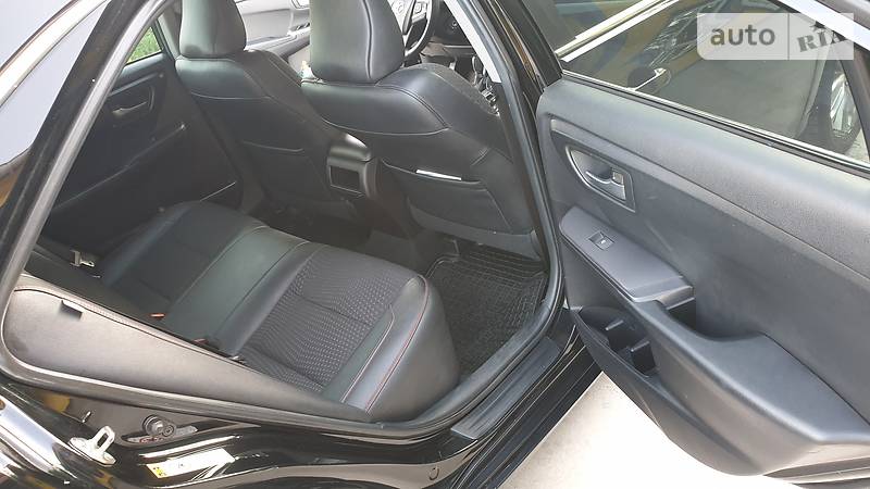 Седан Toyota Camry 2014 в Запоріжжі