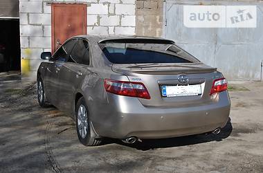 Седан Toyota Camry 2007 в Киеве