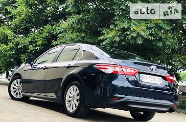 Седан Toyota Camry 2018 в Одессе