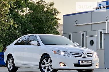 Седан Toyota Camry 2011 в Одессе