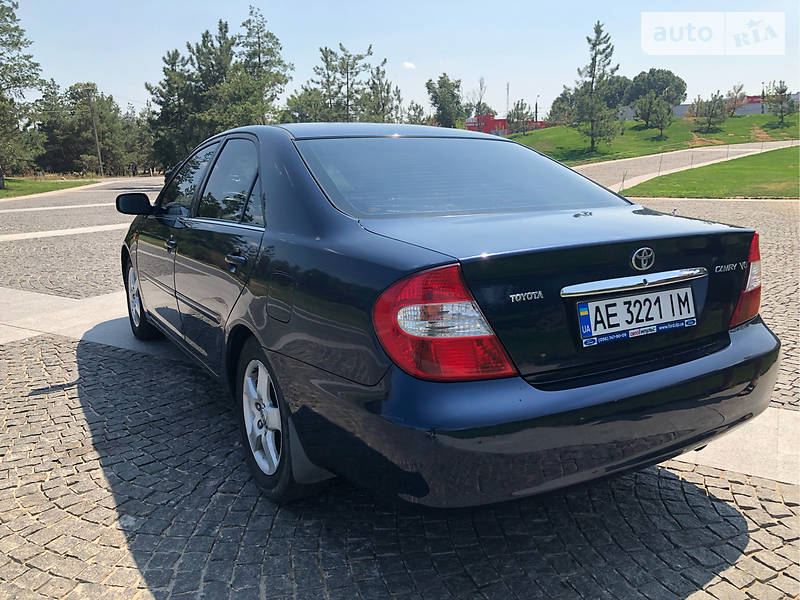 Седан Toyota Camry 2002 в Києві