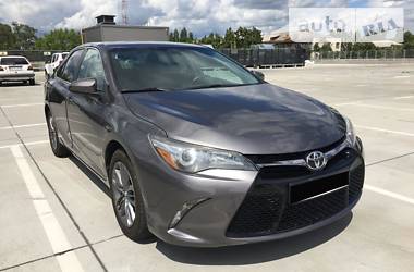 Toyota Camry 2016