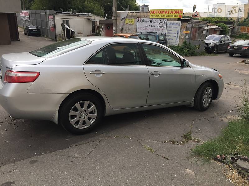 Седан Toyota Camry 2007 в Киеве