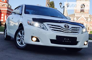 Toyota Camry 2011