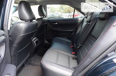 Седан Toyota Camry 2016 в 