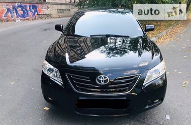 Седан Toyota Camry 2008 в Києві