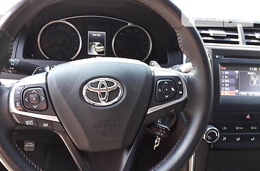 Седан Toyota Camry 2015 в Мариуполе