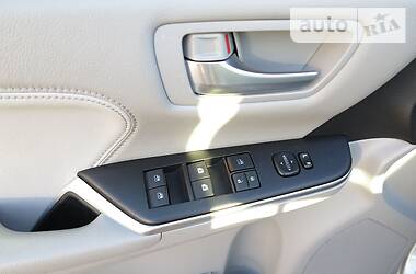 Седан Toyota Camry 2016 в 