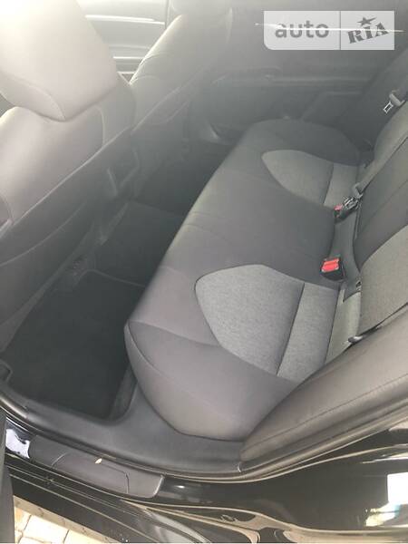 Седан Toyota Camry 2018 в Львові