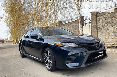 Toyota Camry 2018