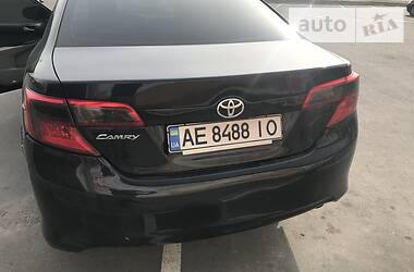 Седан Toyota Camry 2013 в 