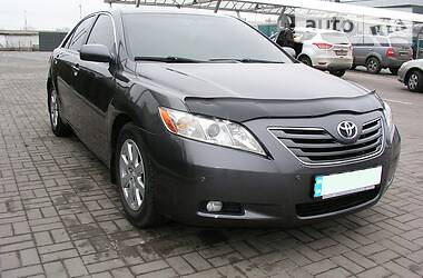 Седан Toyota Camry 2007 в Черкассах