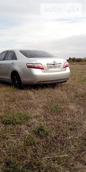 Седан Toyota Camry 2008 в Житомирі