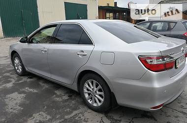 Седан Toyota Camry 2014 в Ровно