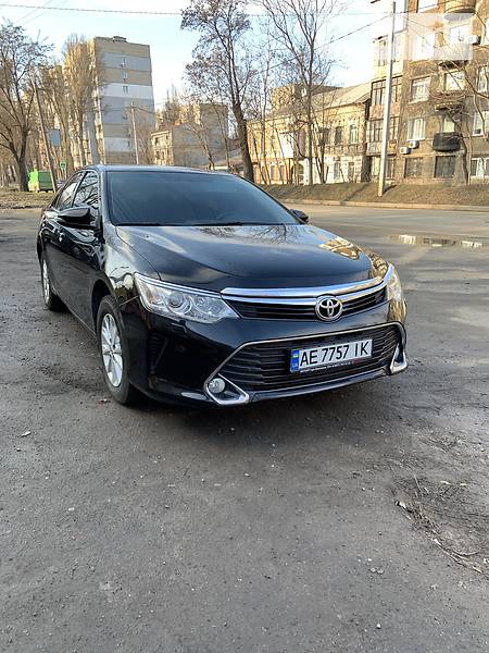 Toyota camry с пробегом