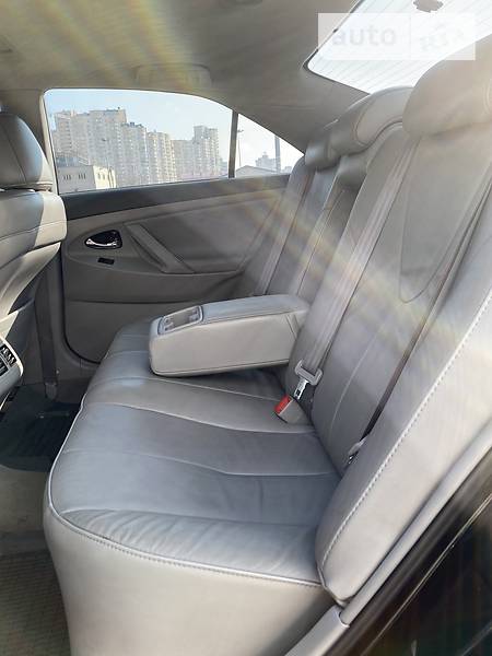 Седан Toyota Camry 2008 в Києві