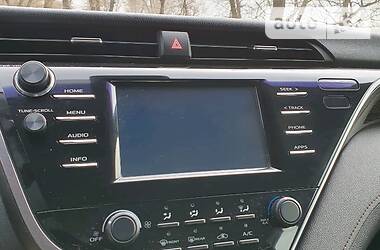 Седан Toyota Camry 2018 в 