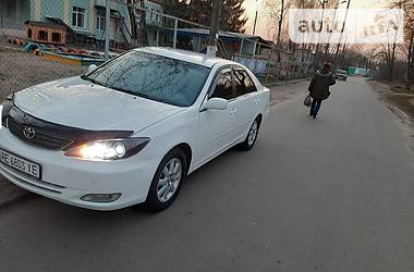 Седан Toyota Camry 2004 в 