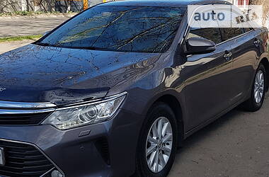Седан Toyota Camry 2015 в 