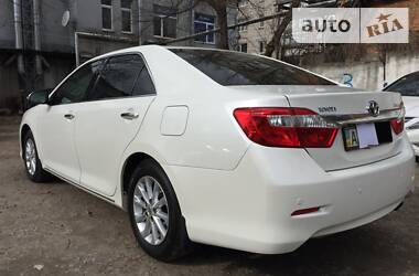 Седан Toyota Camry 2012 в 
