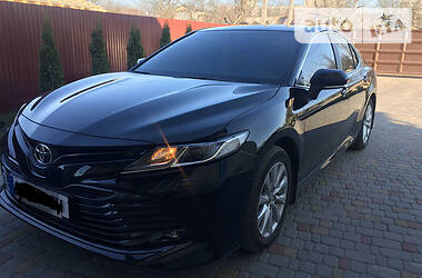 Седан Toyota Camry 2019 в 