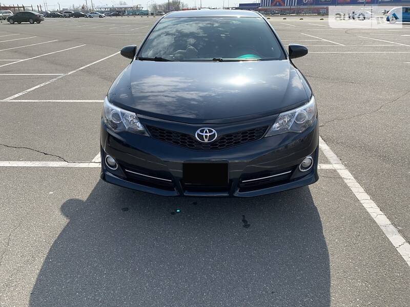Седан Toyota Camry 2012 в Киеве фото 2 Седан Toyota Camry 2012 в Киеве