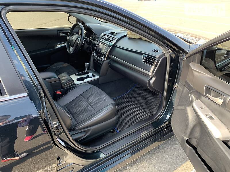 Седан Toyota Camry 2012 в Киеве фото 9 Седан Toyota Camry 2012 в Киеве