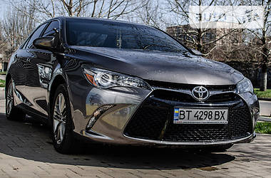 Седан Toyota Camry 2015 в 