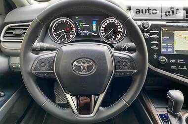 Седан Toyota Camry 2017 в 