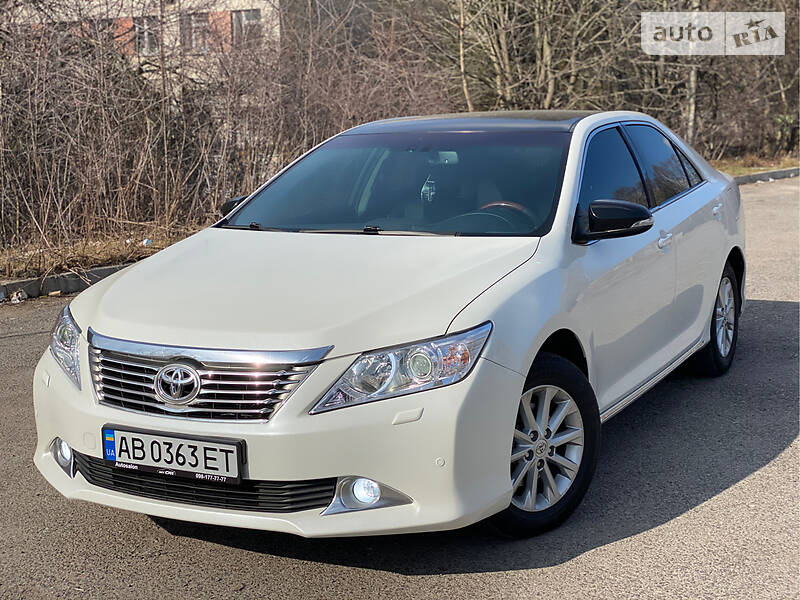 Седан Toyota Camry 2011 в 