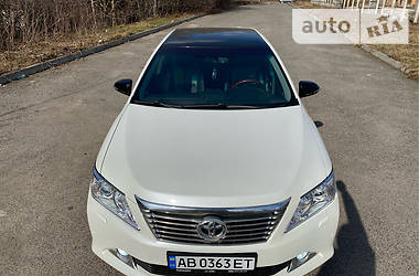 Седан Toyota Camry 2011 в 