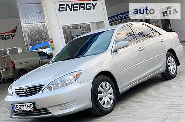 Седан Toyota Camry 2006 в 