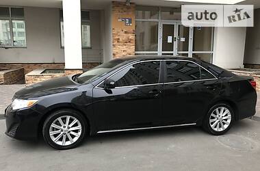 Седан Toyota Camry 2014 в 