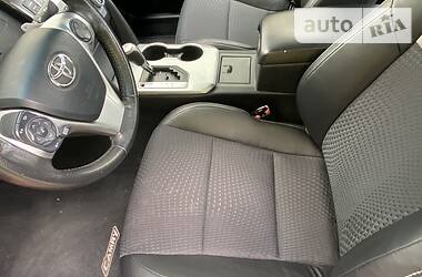 Седан Toyota Camry 2012 в 