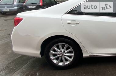 Седан Toyota Camry 2011 в Киеве