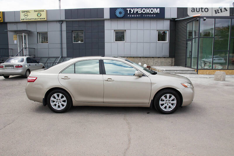 Седан Toyota Camry 2006 в Запоріжжі