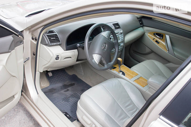 Седан Toyota Camry 2006 в Запоріжжі