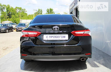 Седан Toyota Camry 2017 в 