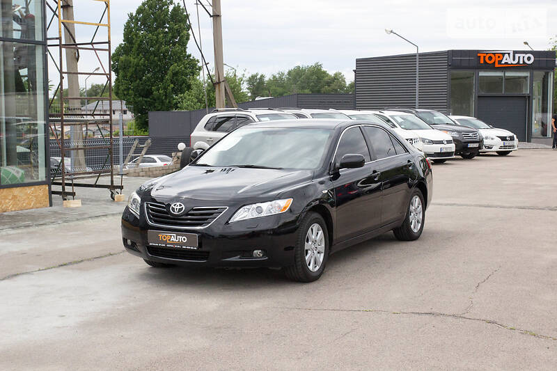 Седан Toyota Camry 2008 в Запоріжжі