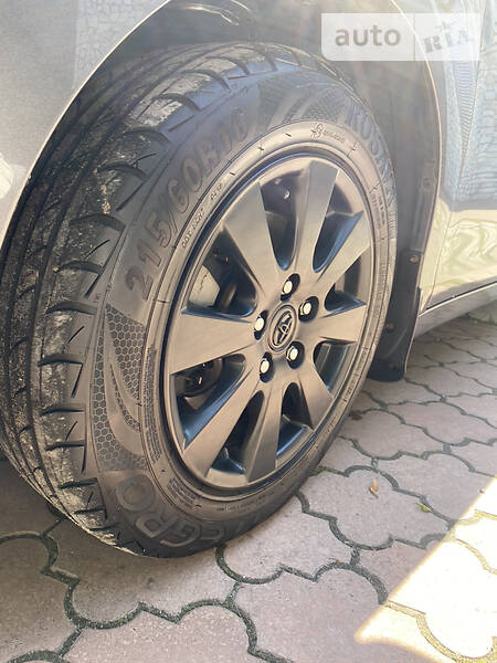 Седан Toyota Camry 2006 в Кривому Розі
