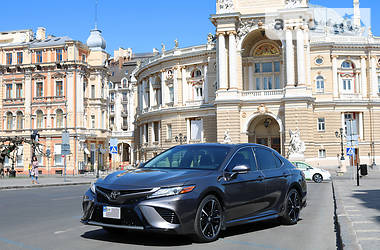 Toyota Camry 2017