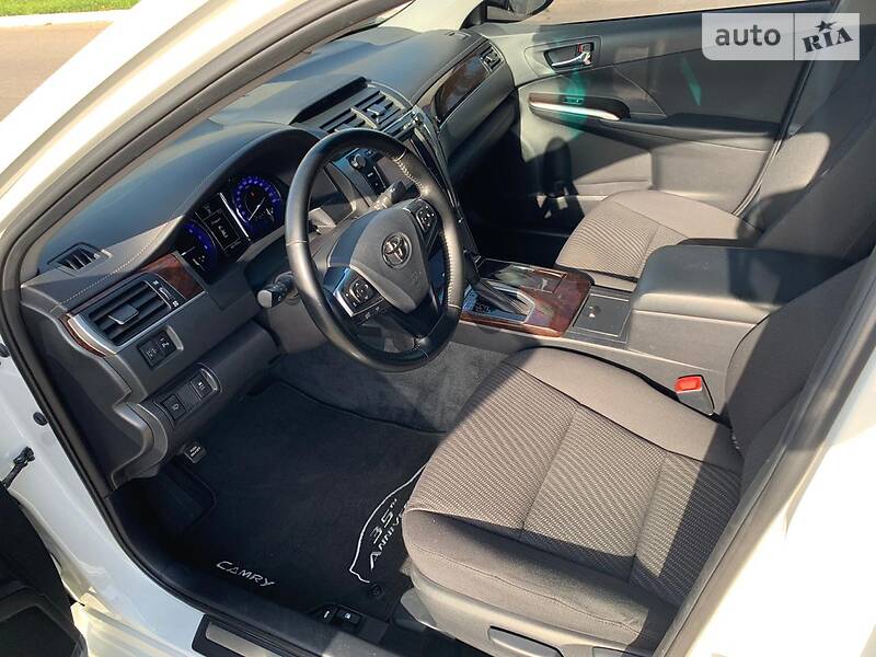 Седан Toyota Camry 2017 в Одесі фото 12 Седан Toyota Camry 2017 в Одесі
