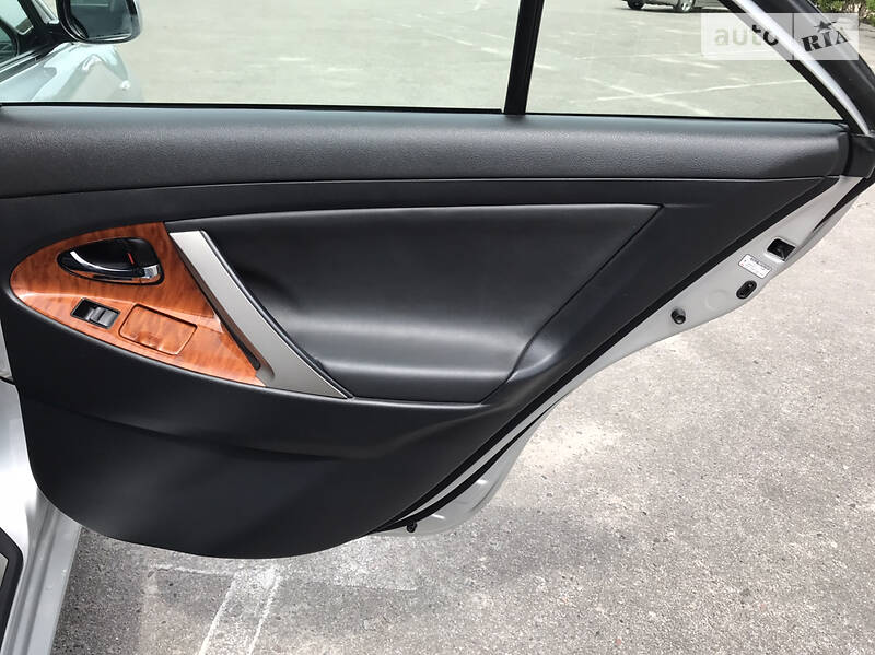 Седан Toyota Camry 2008 в Харкові