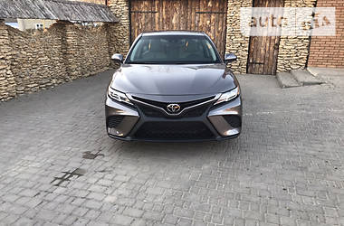 Седан Toyota Camry 2018 в Одессе