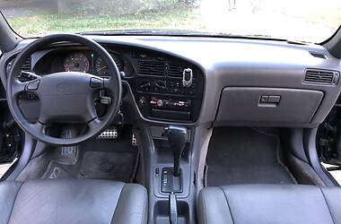 Седан Toyota Camry 1993 в 