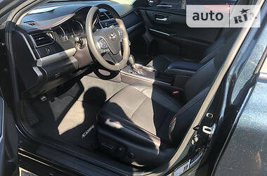 Седан Toyota Camry 2016 в 