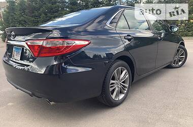 Седан Toyota Camry 2015 в Тернополе