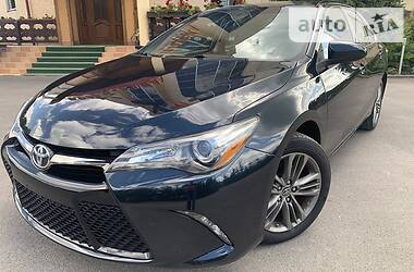 Седан Toyota Camry 2015 в Тернополе