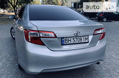 Седан Toyota Camry 2013 в Одесі