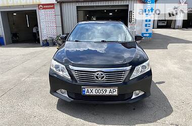 Toyota Camry 2012
